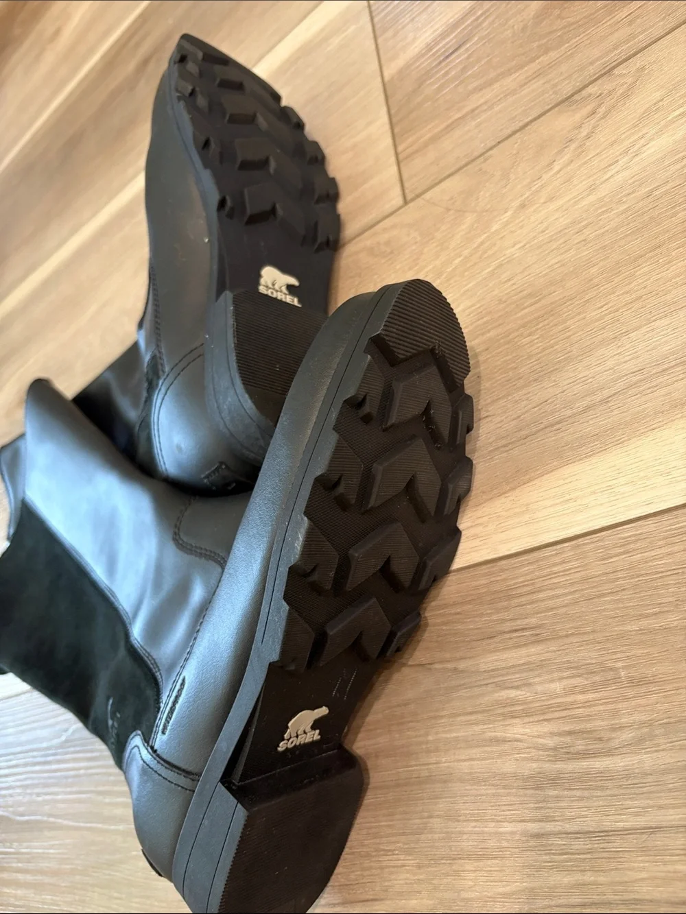 Sorel tall black boots size 5